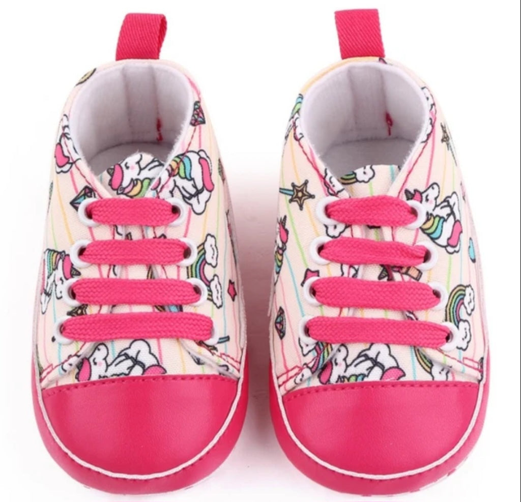 Baby girls first walkers