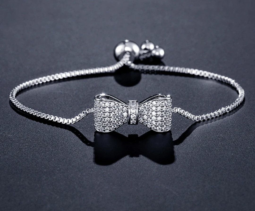 Bow adjustable bracelet
