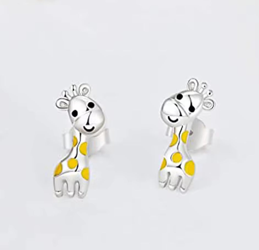 Giraffe stud earrings