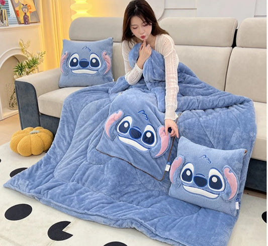 Alien throw/pillow