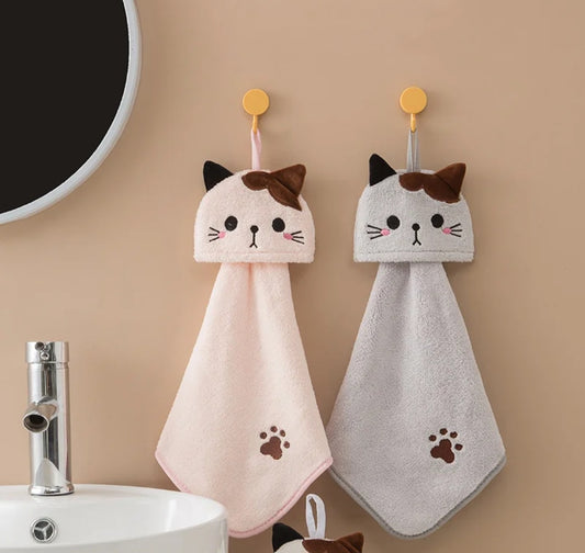 Kitchen hanging towel