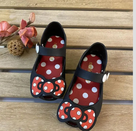 Bow design shoes
