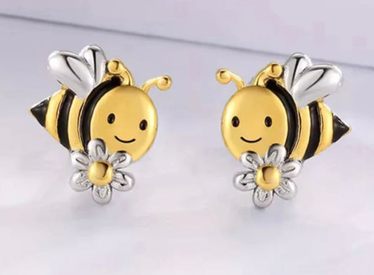 Bee stud earrings