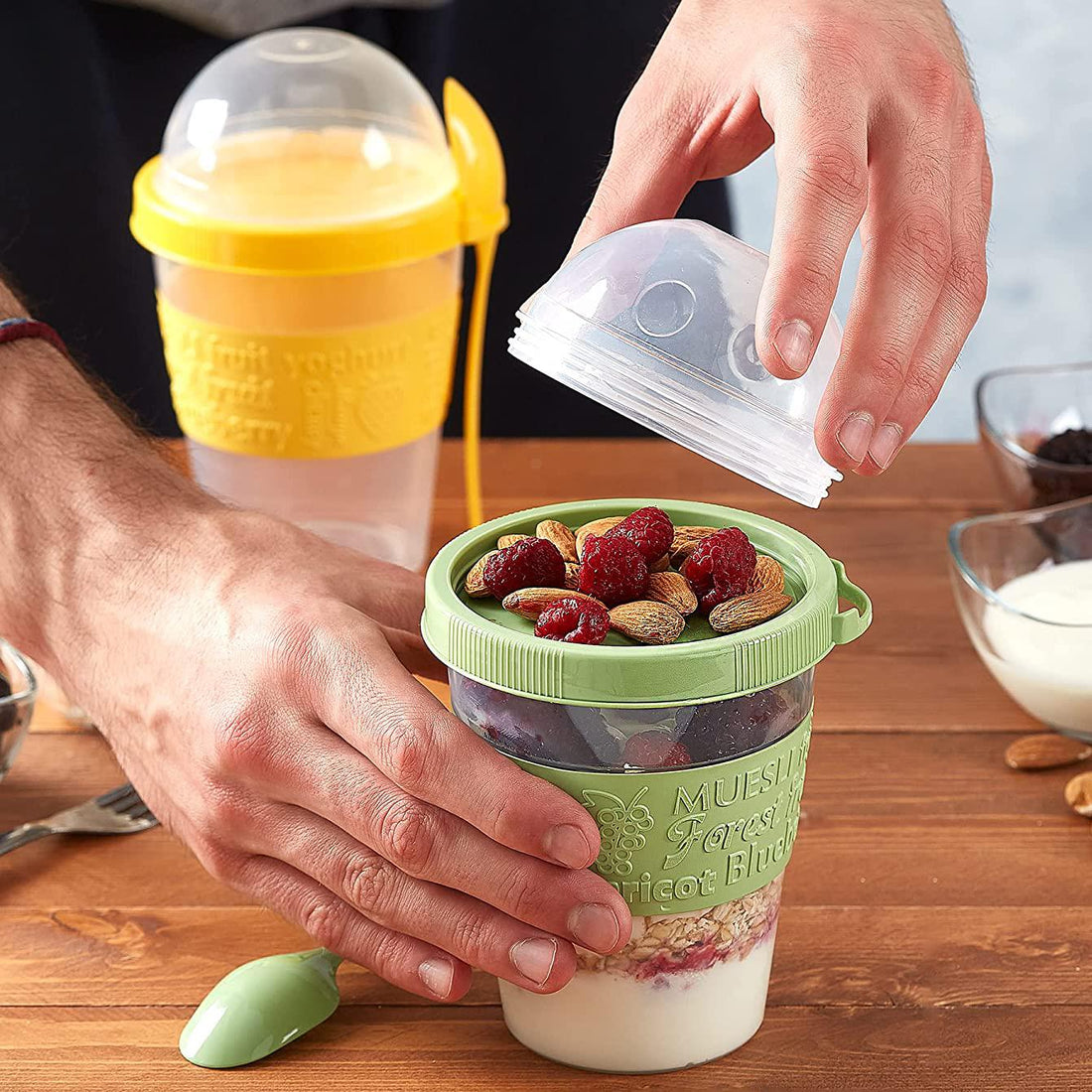 Yogurt mug with compartment & spoon