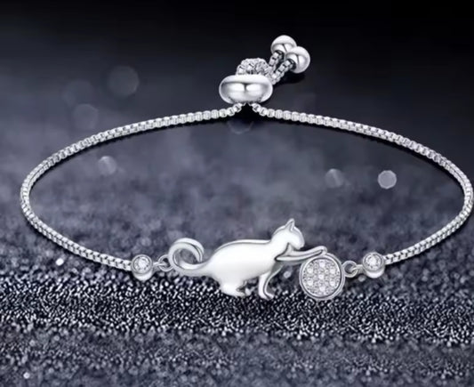 Zirconia cat bracelet